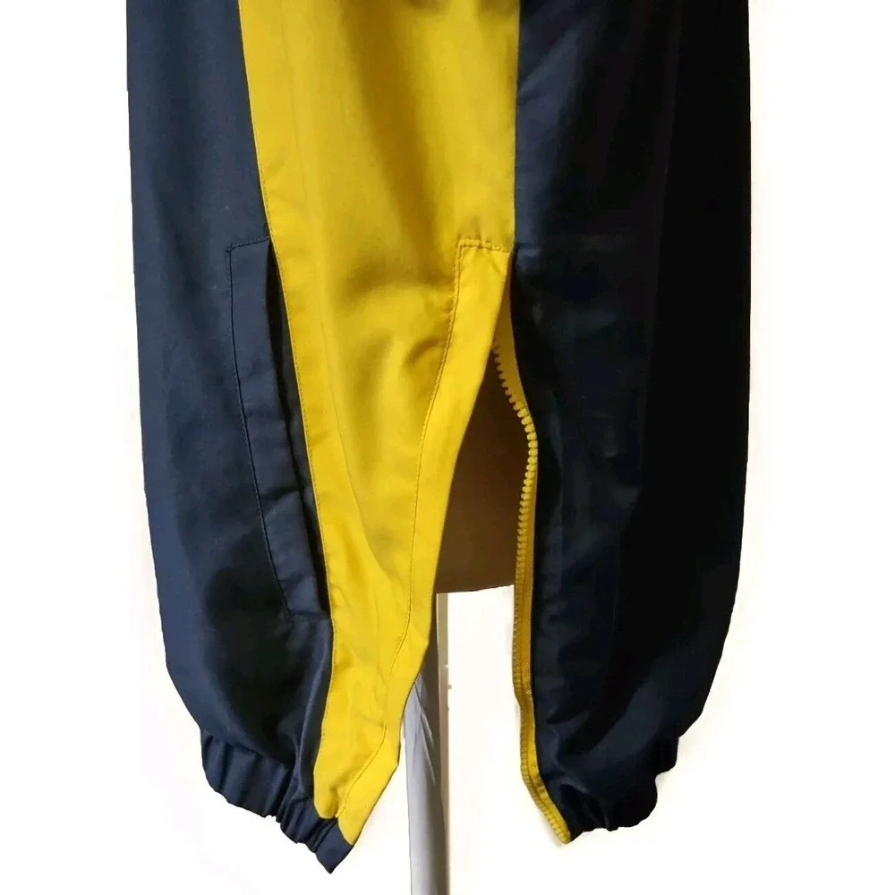 58 Sports Michigan Wolverines Windbreaker XL Mens Go Blue Pullover Navy Yellow M